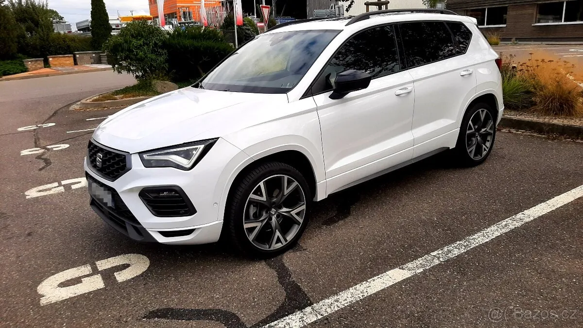 Seat Ateca 2023 photo 2