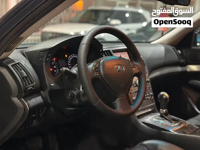 Infiniti G25 2014 photo 2