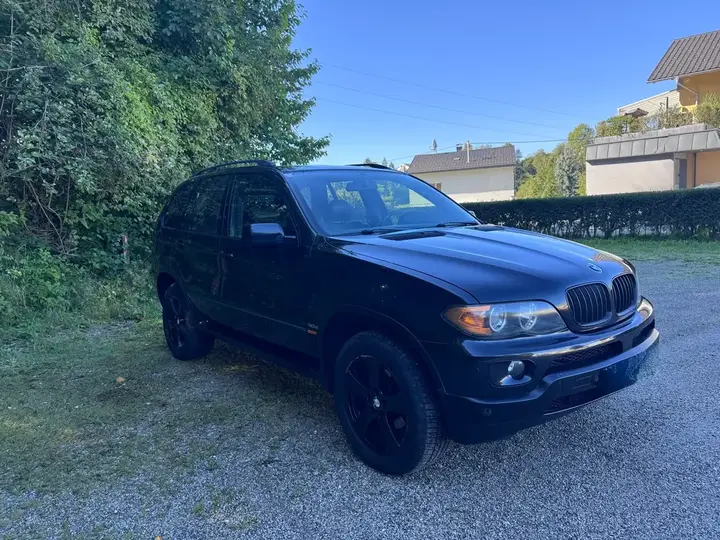 BMW X5 2004 photo 2