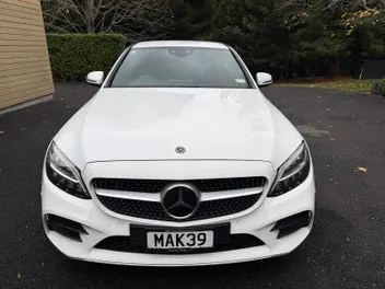 Mercedes-Benz C 300 2019 photo 3