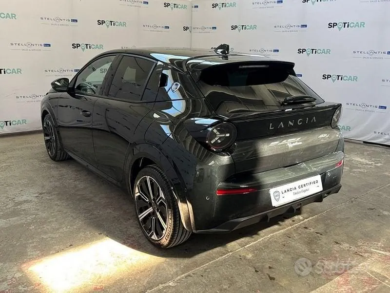 Lancia Ypsilon 2024 photo 3
