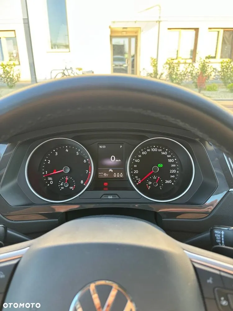 Volkswagen Tiguan 2022 photo 3