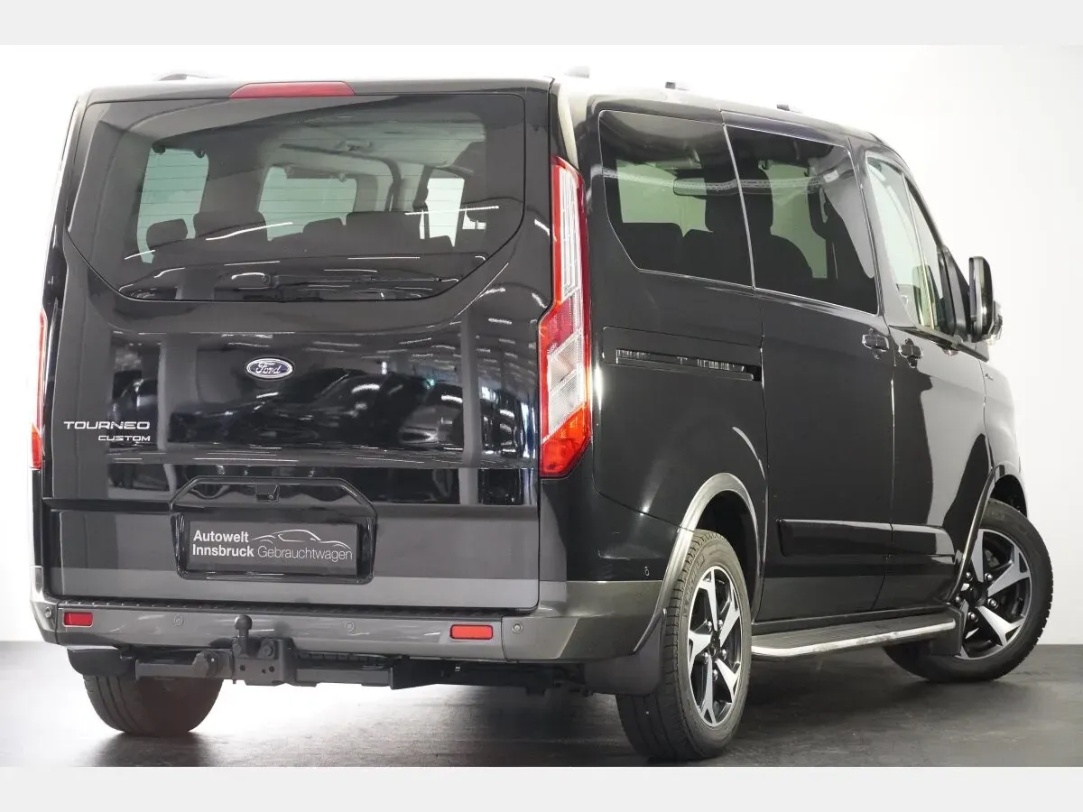 Ford Tourneo Custom 2020 photo 3