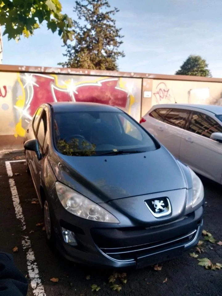 Peugeot 306