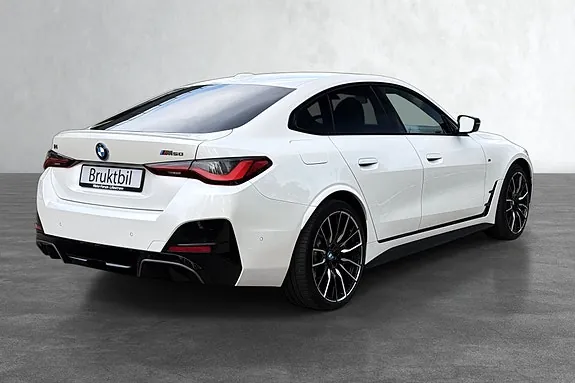 BMW I4 2023 photo 5