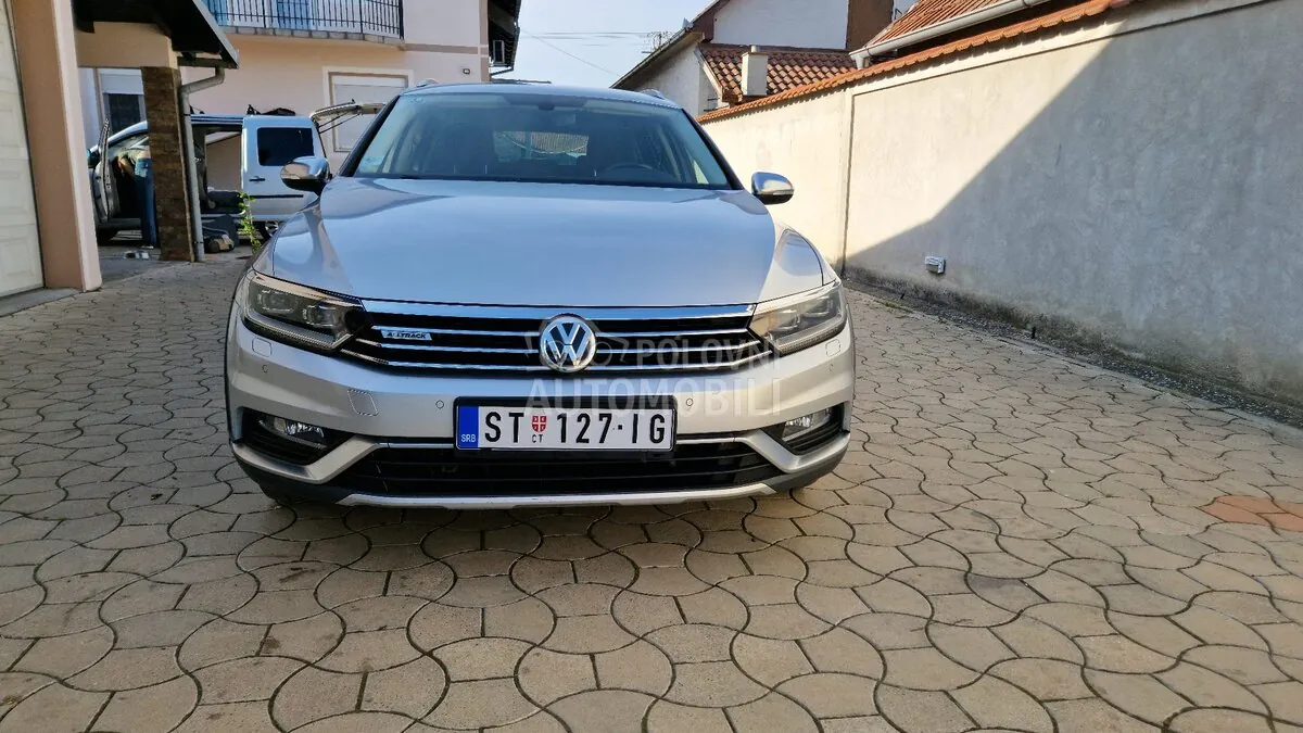 Volkswagen Passat 2017 photo 2