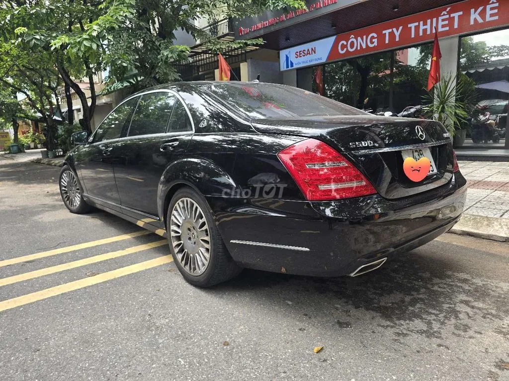 Mercedes-Benz S-Class 2010 photo 2