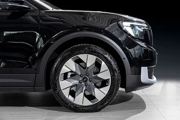 Ford Explorer 2026 photo 3