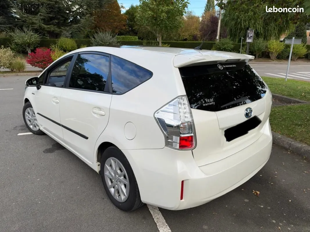 Toyota Prius 2014 photo 4