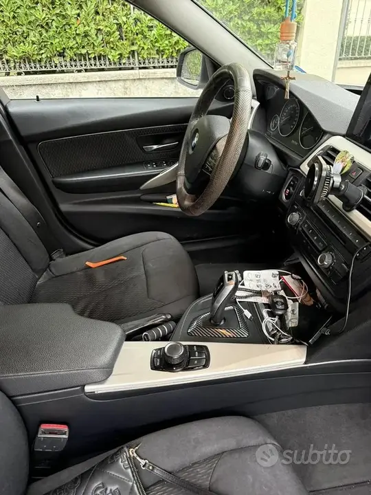 BMW 318D 2013 photo 4