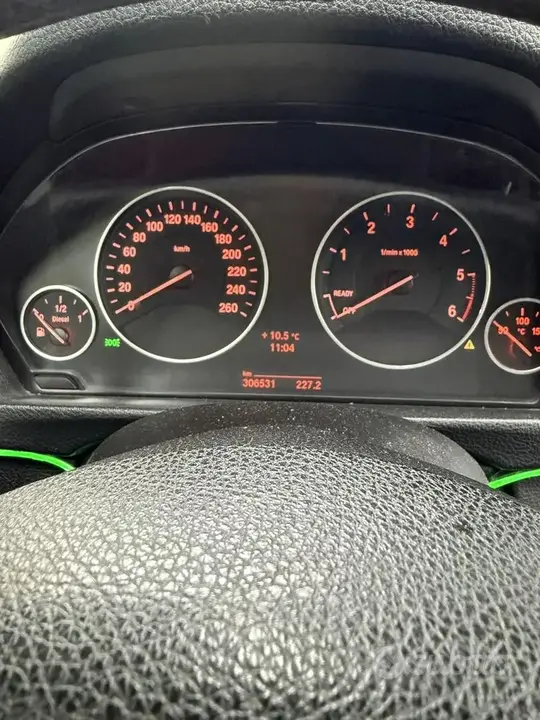 BMW 318D 2013 photo 5