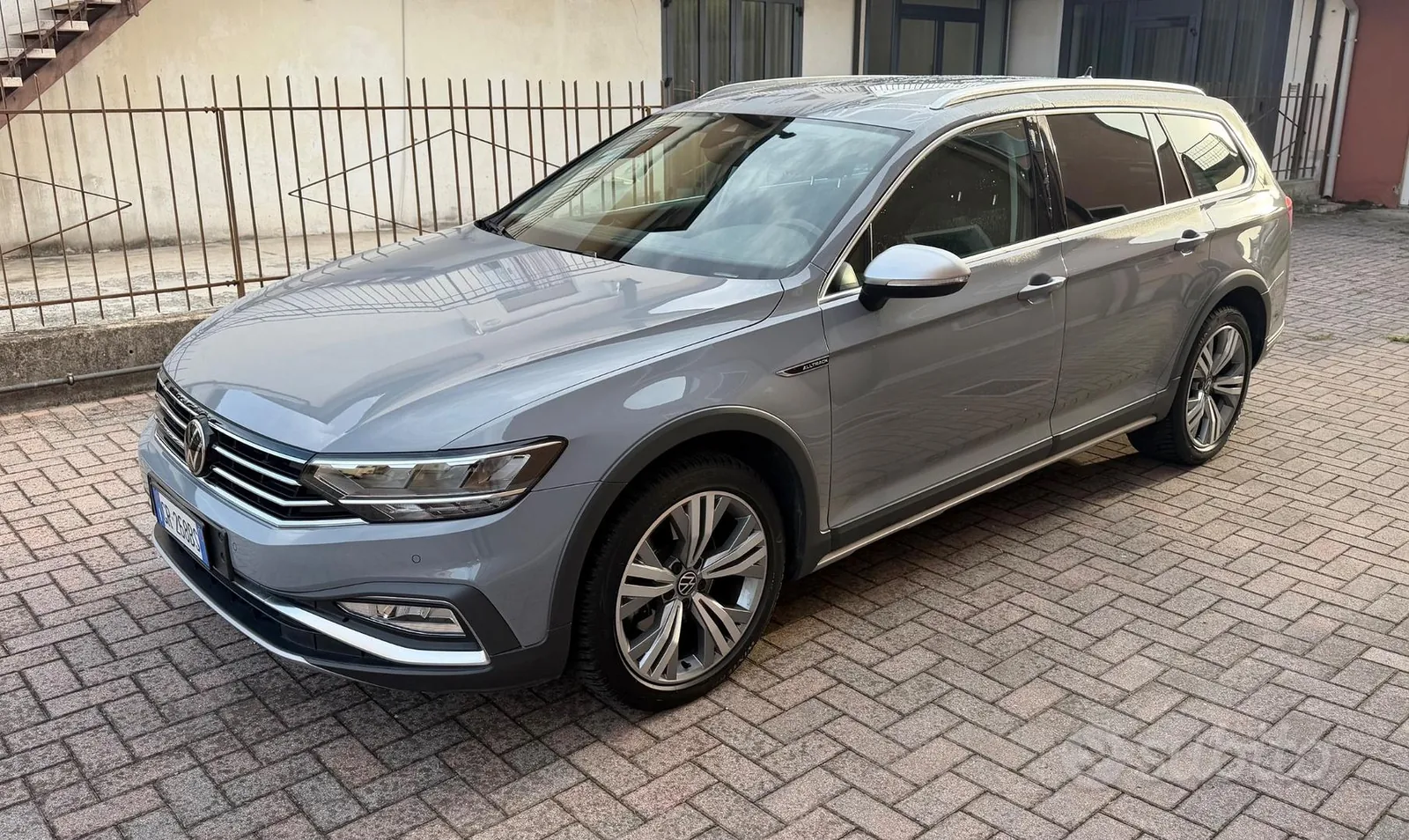 Volkswagen Passat Alltrack 2023 photo 5