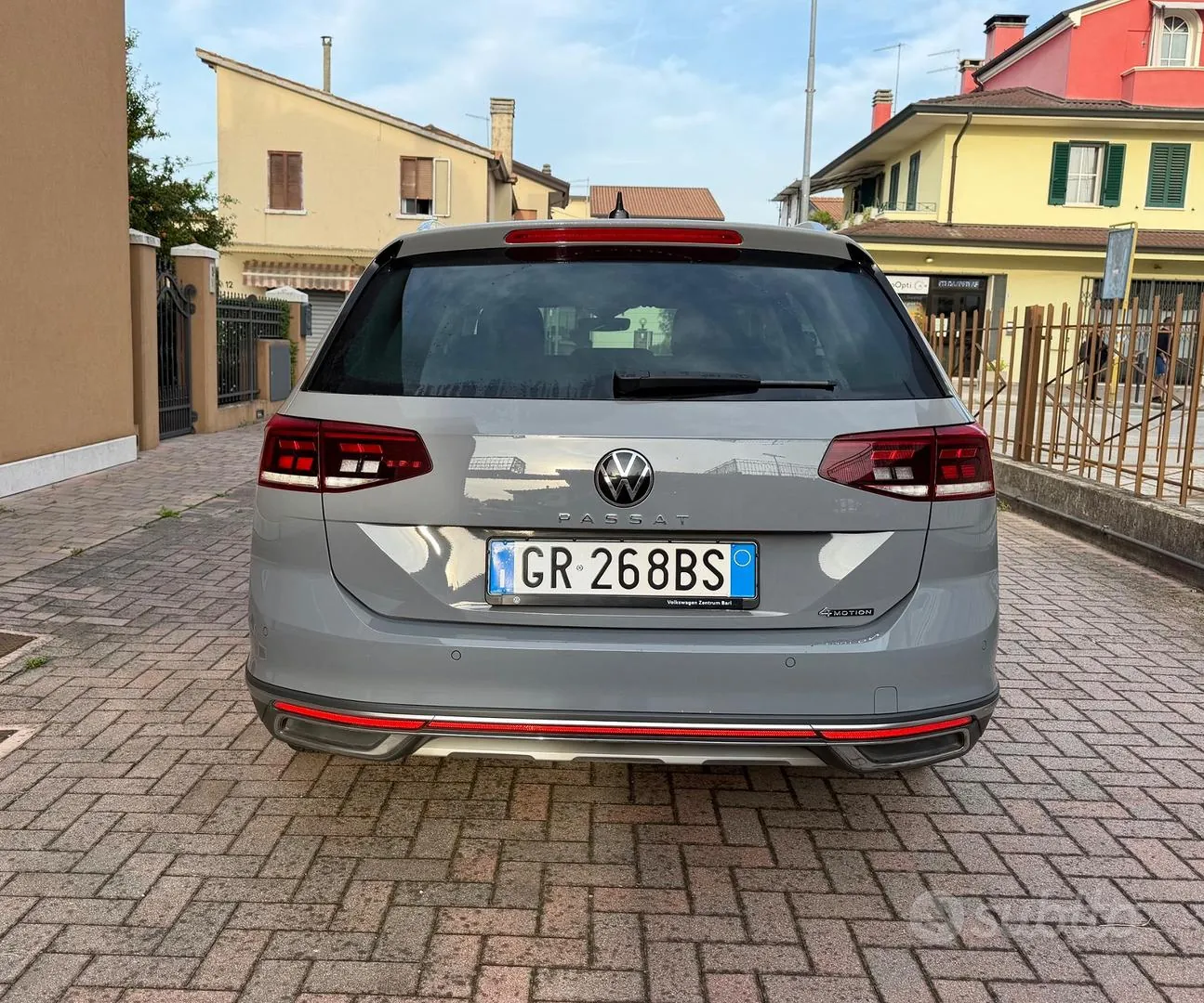 Volkswagen Passat Alltrack 2023 photo 3
