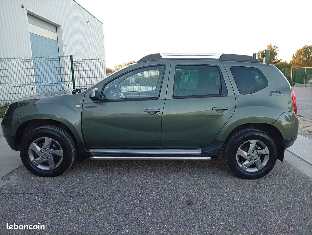 Dacia Duster 2013 photo 4