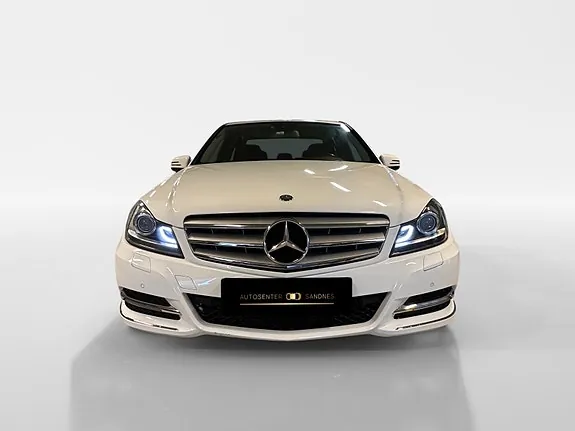 Mercedes-Benz 180 2013 photo 2