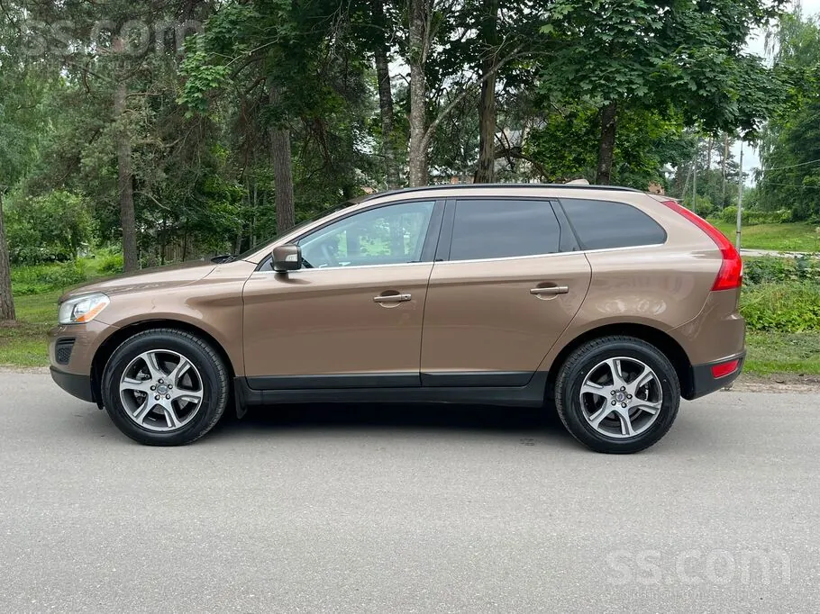 Volvo Xc 60 2011 photo 2