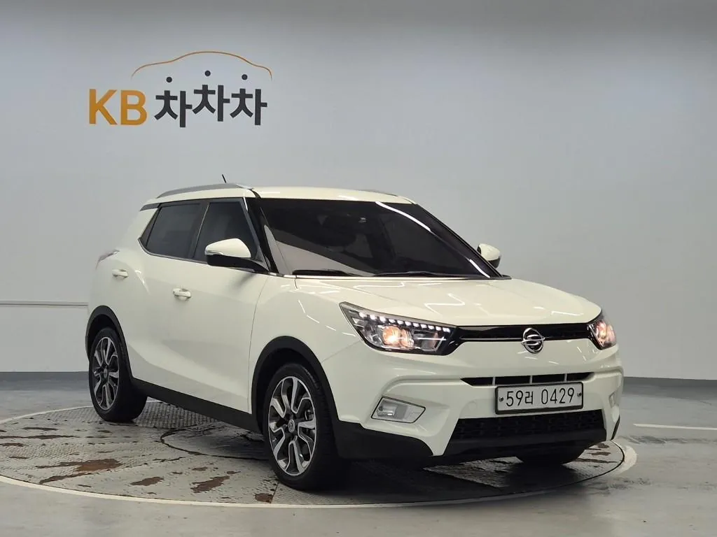 KG Mobility Tivoli 2016 photo 4
