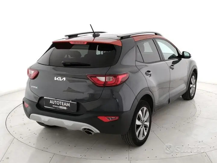 Kia Stonic 2023 photo 3