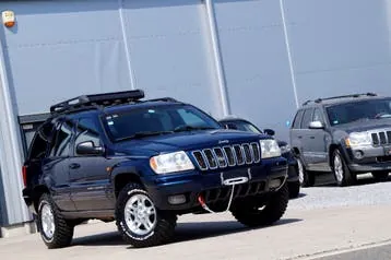 Jeep Grand Cherokee 2002 photo 2