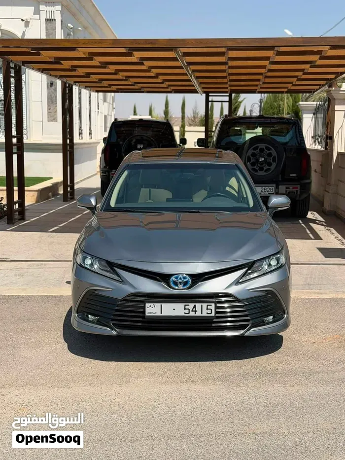 Toyota Camry 2024 photo 2