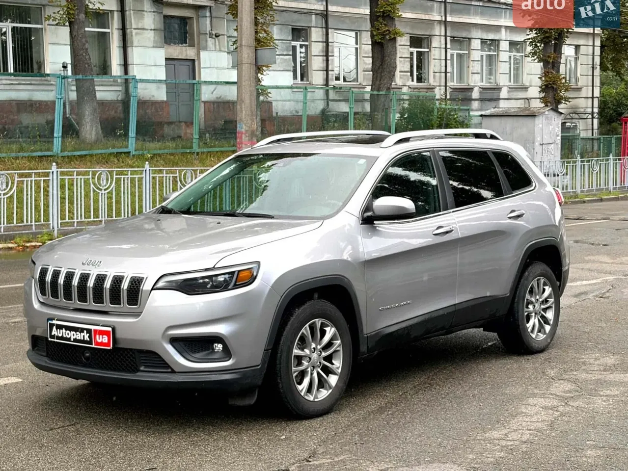Jeep Cherokee