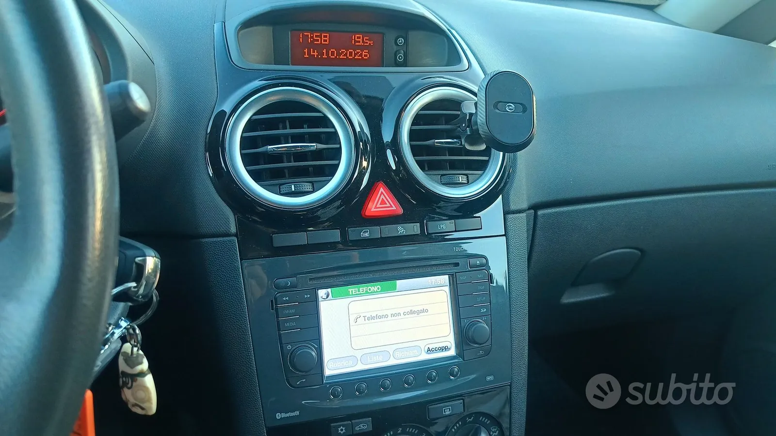 Opel Corsa 2014 photo 3