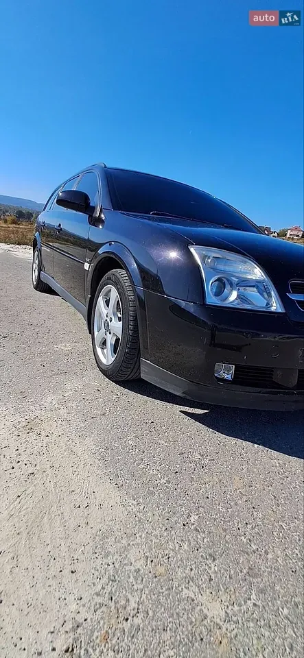 Opel Vectra 2004 photo 2