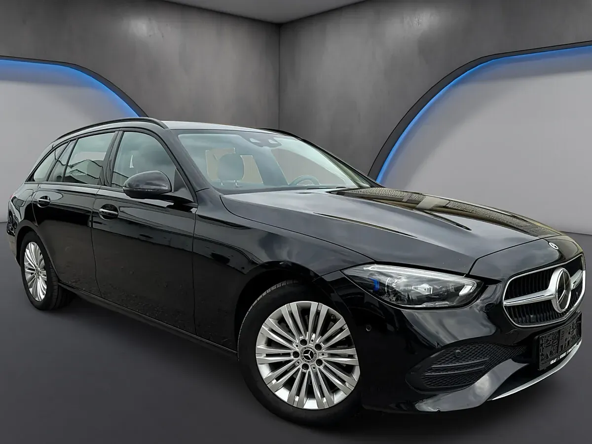 Mercedes-Benz C-Class 2023 photo 4