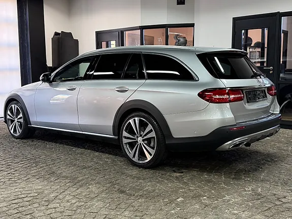 Mercedes-Benz E350 D 2018 photo 3