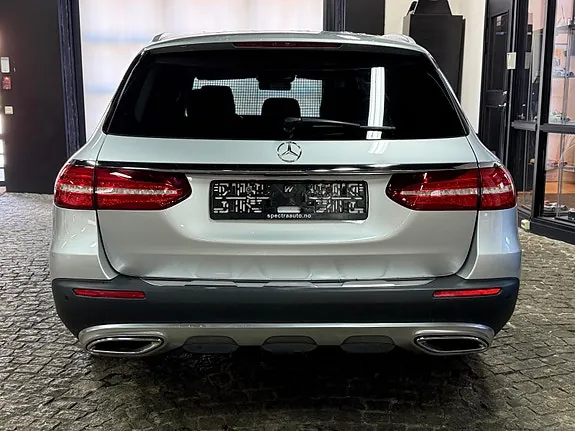 Mercedes-Benz E350 D 2018 photo 4