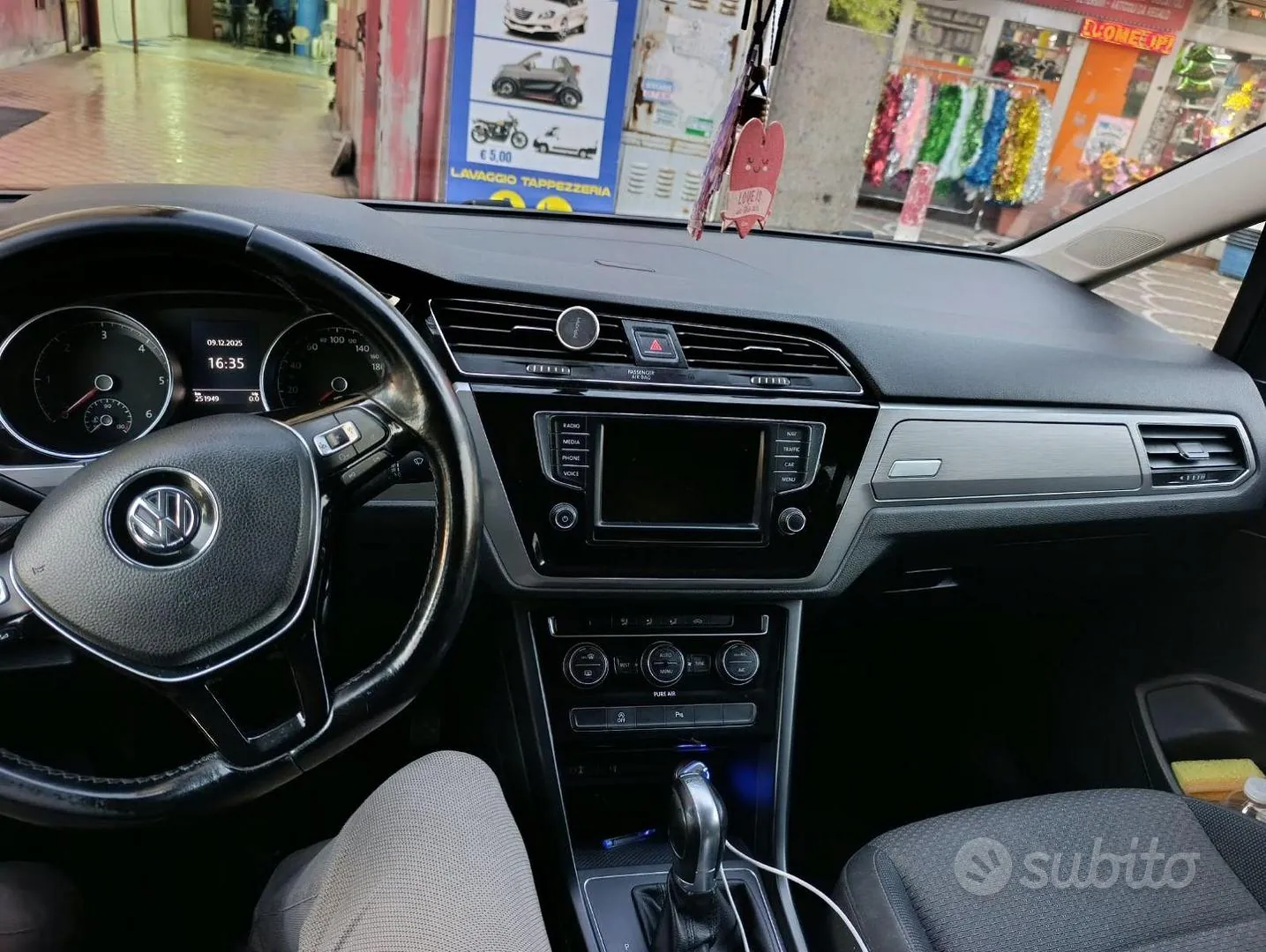 Volkswagen Touran 2016 photo 4
