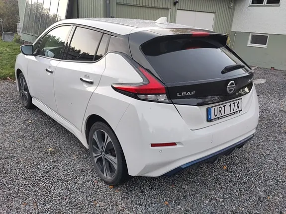 Nissan Leaf 2021 photo 4