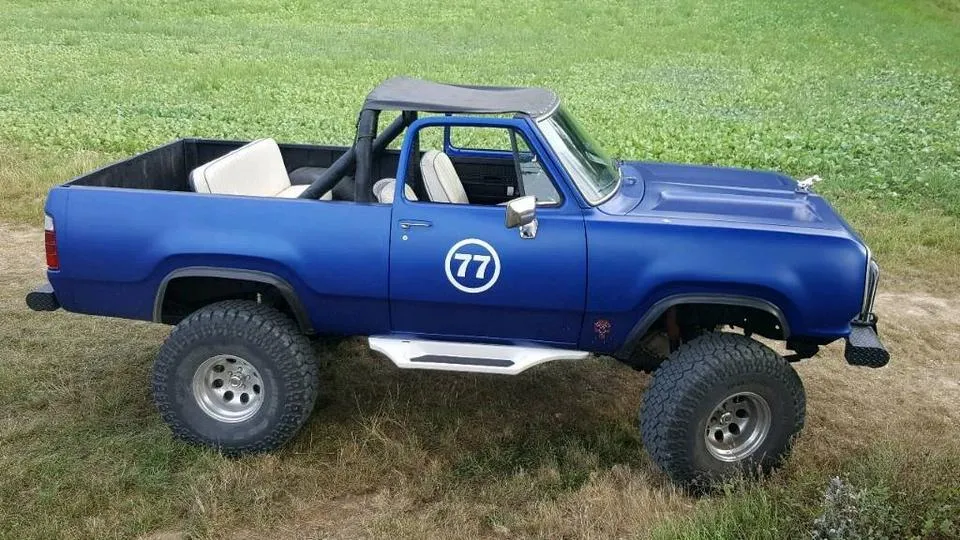 Dodge Ramcharger
