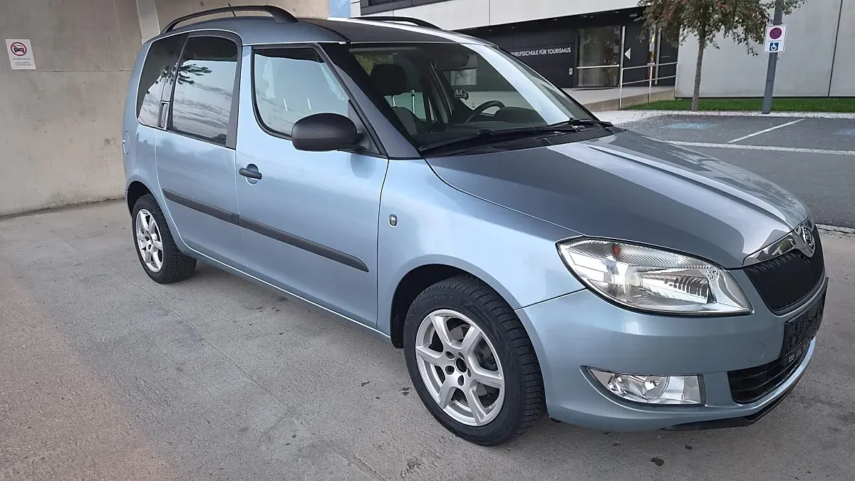 Skoda Roomster 2013 photo 3