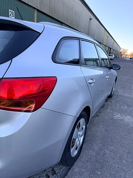 Kia Ceed 2013 photo 5