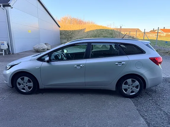 Kia Ceed 2013 photo 3