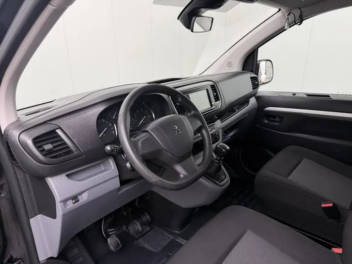Peugeot Expert 2022 photo 3