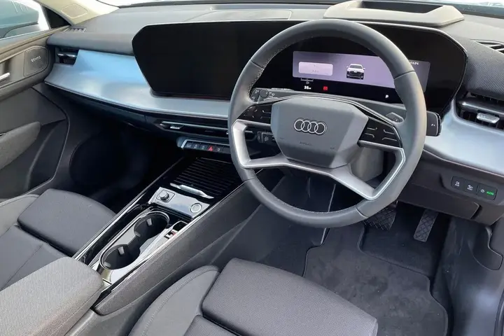 Audi Q3 photo 5
