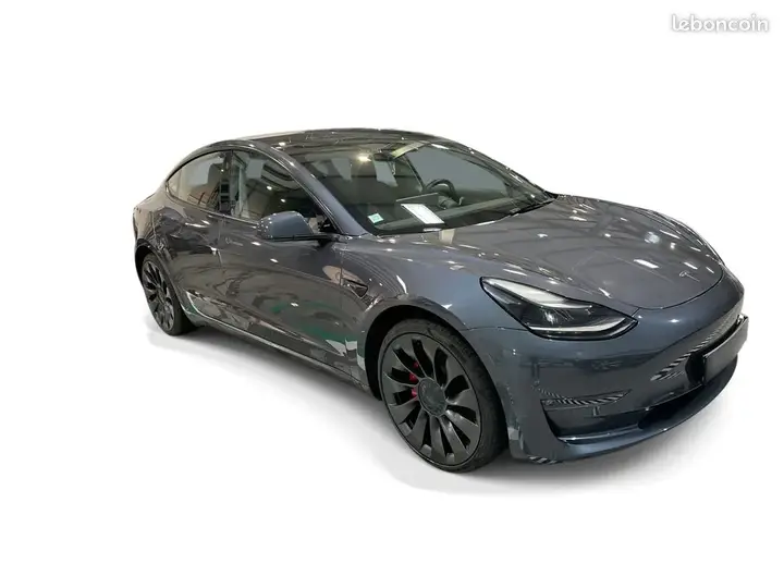 Tesla Model 3 2022 photo 3