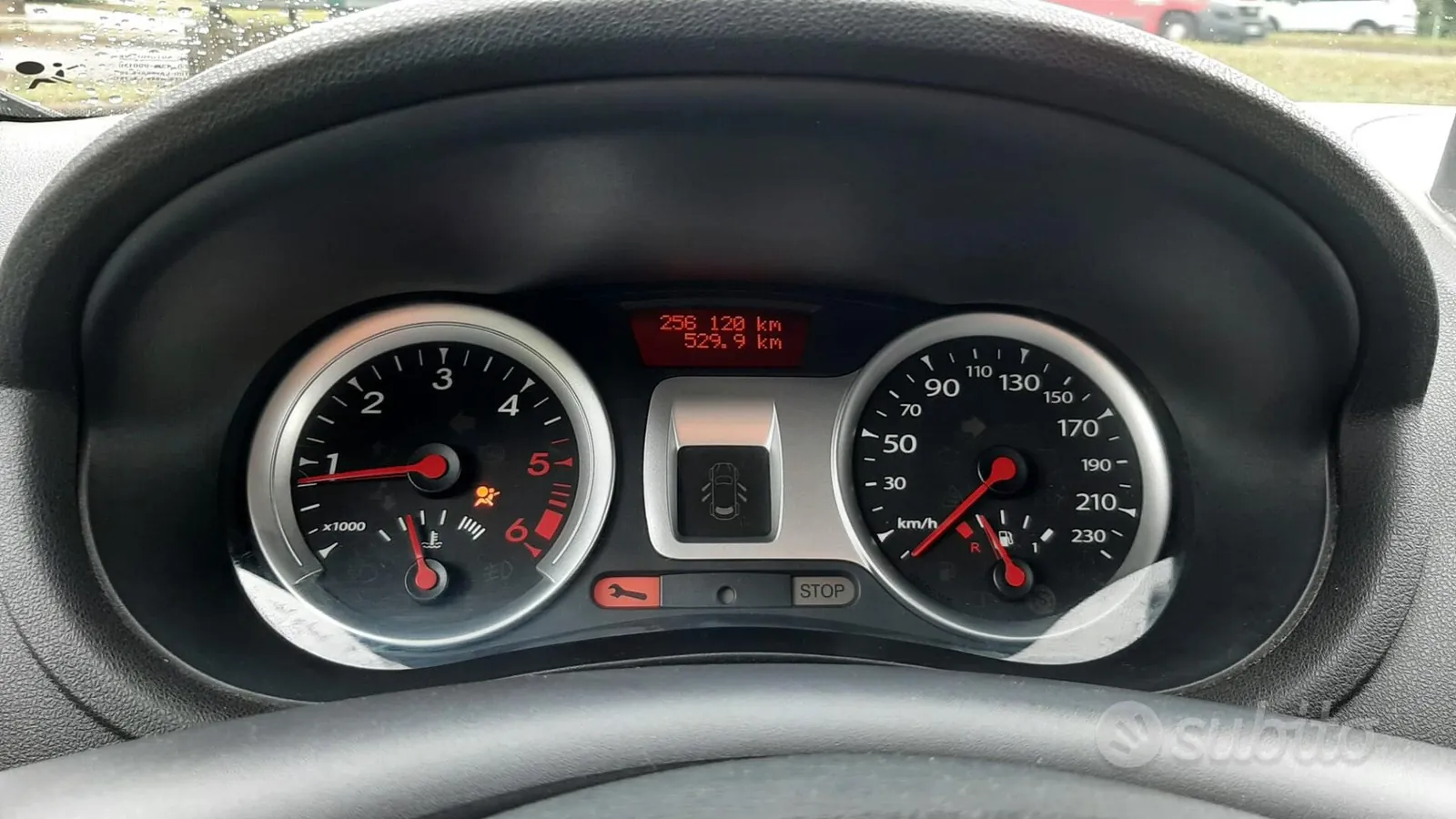 Renault Clio 2012 photo 3