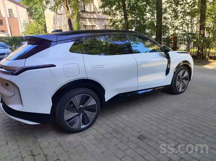 Volvo Xc90 2025 photo 3