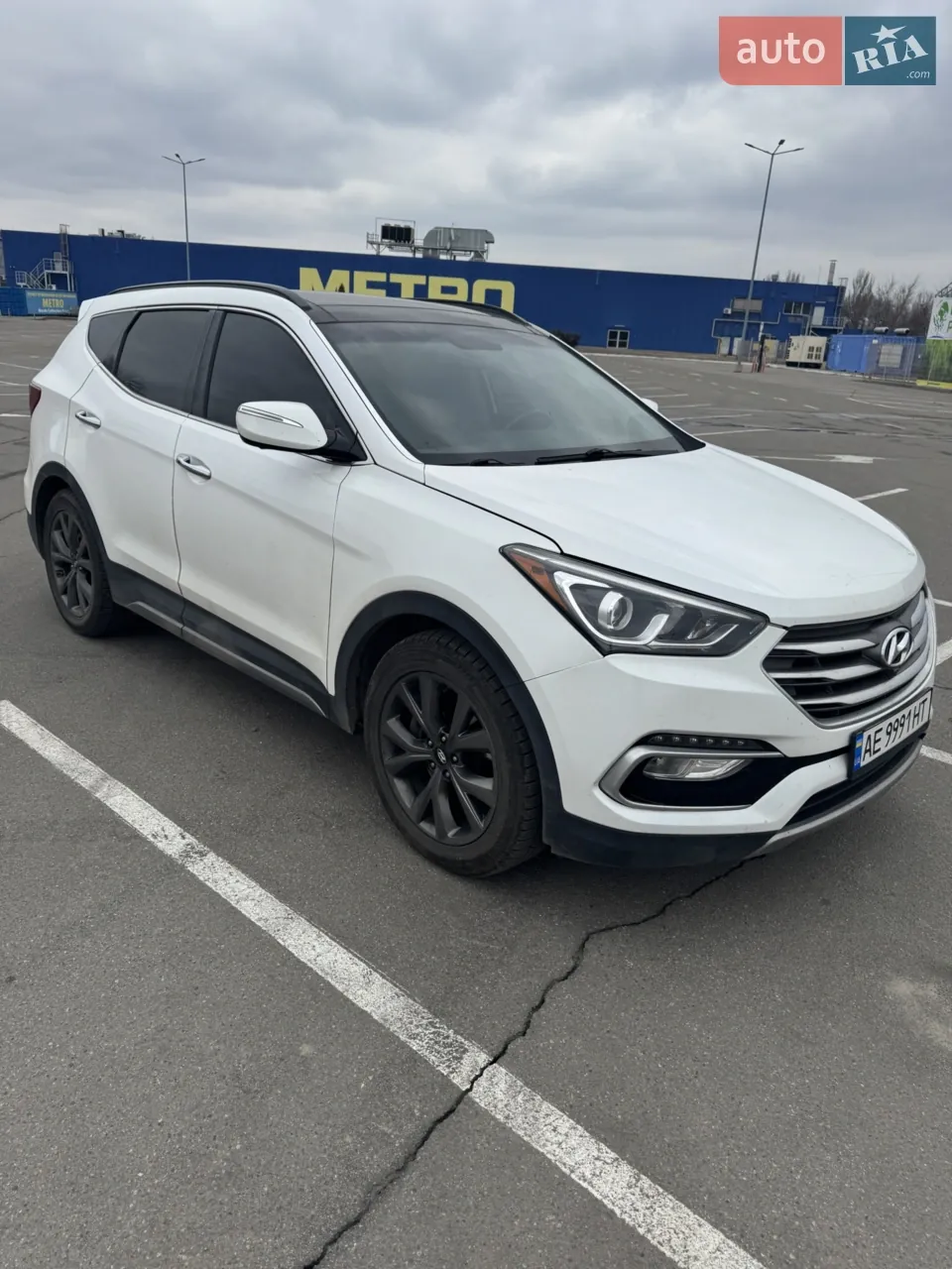 Hyundai Santa Fe 2017 photo 2