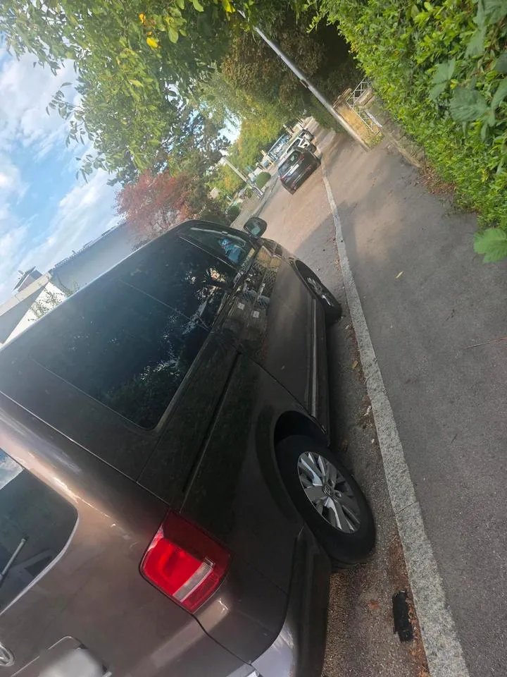Volkswagen T5