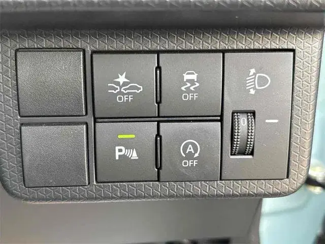 Daihatsu Tanto 2023 photo 4