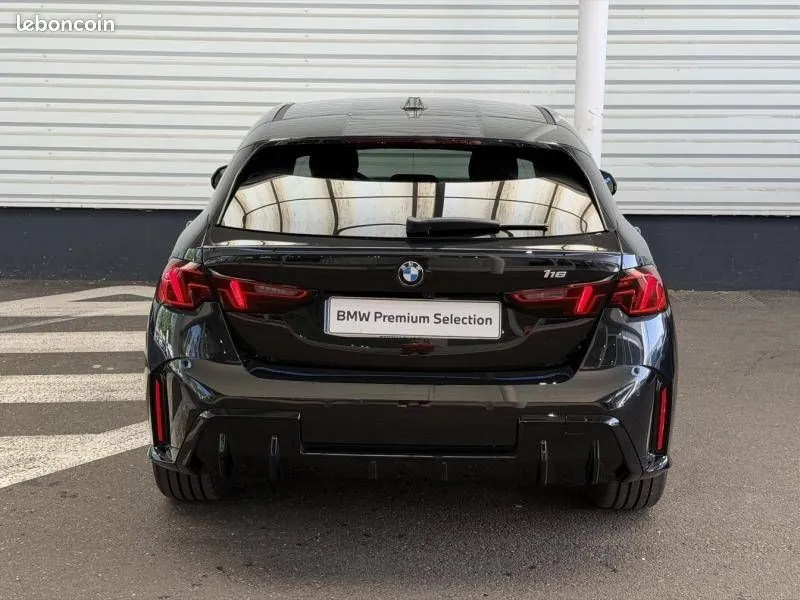 BMW 1 Series 2026 photo 5