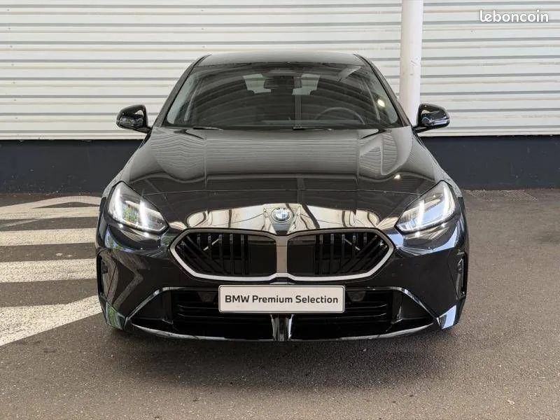 BMW 1 Series 2026 photo 2