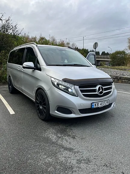 Mercedes-Benz V220 D