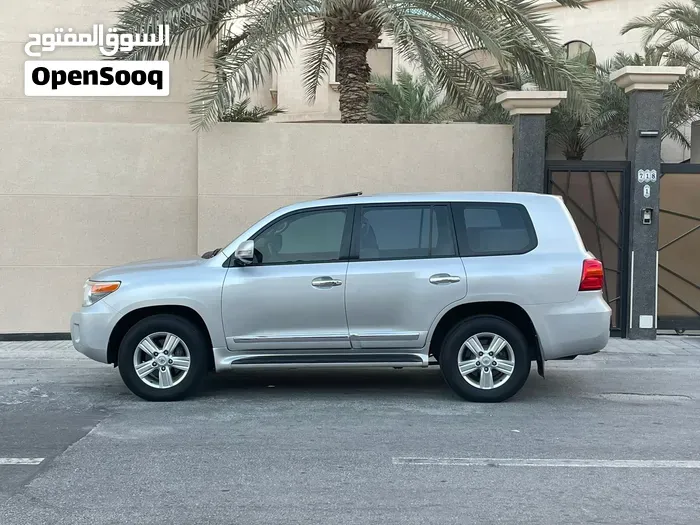 Toyota Land Cruiser Gxr 2015 photo 3