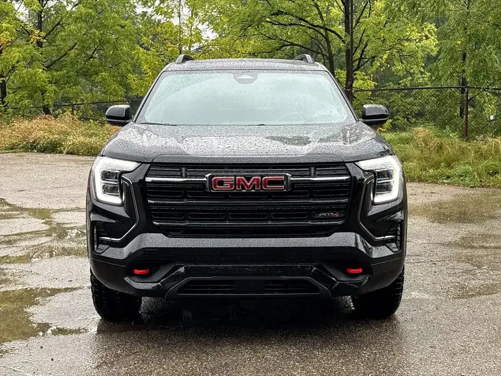 GMC Terrain 2027 photo 3