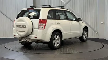 Suzuki Grand Vitara 2011 photo 4